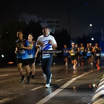 Runner Photo 9079123