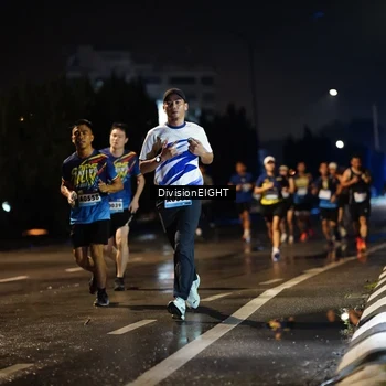 Runner Photo 9079210