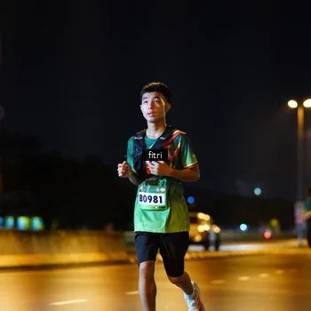 Runner Photo 9079314