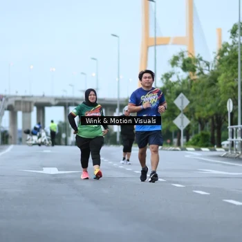 Runner Photo 9079537