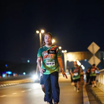 Runner Photo 9080068