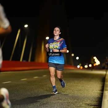 Runner Photo 9080800