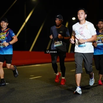 Runner Photo 9080973