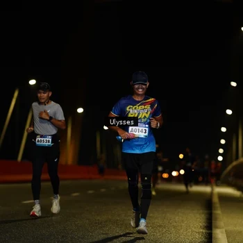 Runner Photo 9081110