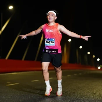 Runner Photo 9081133