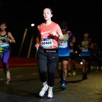 Runner Photo 9082047
