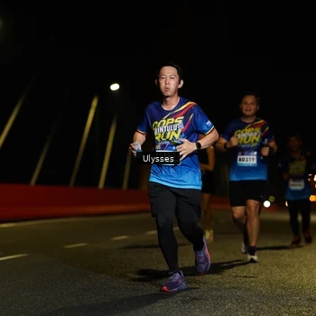 Runner Photo 9082076