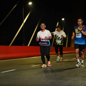 Runner Photo 9082331
