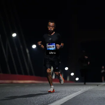 Runner Photo 9083910