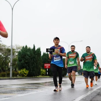 Runner Photo 9084937