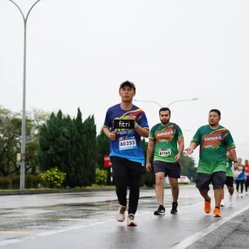 Runner Photo 9084943