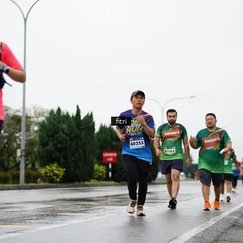 Runner Photo 9084945