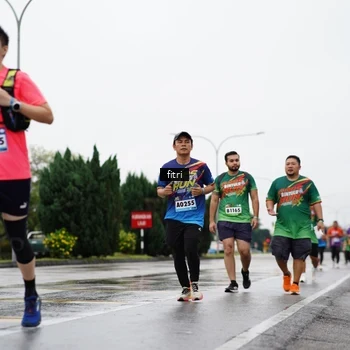 Runner Photo 9084954