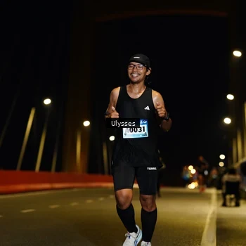 Runner Photo 9086840
