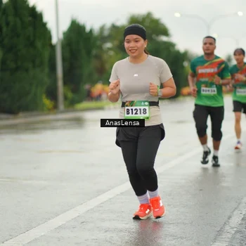 Runner Photo 9086870