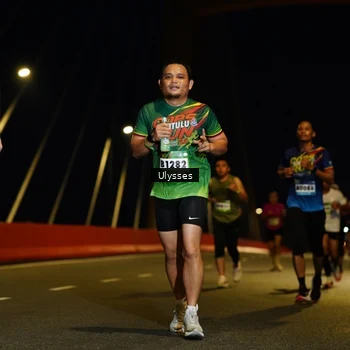 Runner Photo 9086902