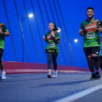 Runner Photo 9087062