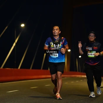 Runner Photo 9087399
