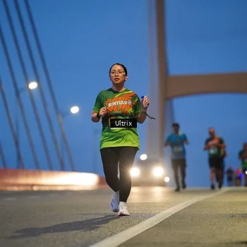 Runner Photo 9087505