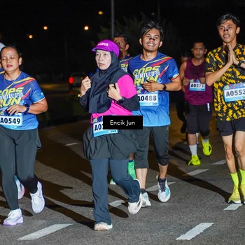 Runner Photo 9087667