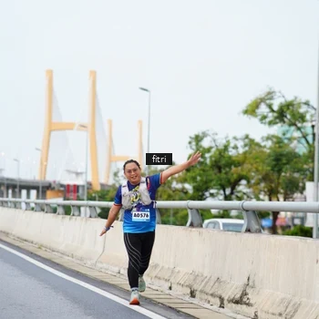 Runner Photo 9088343