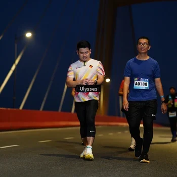 Runner Photo 9088474