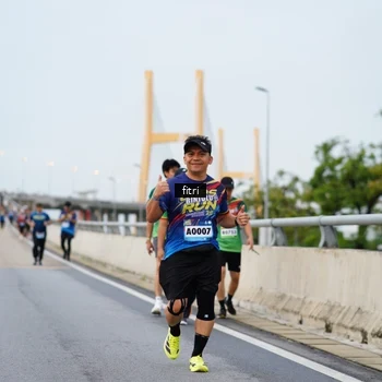 Runner Photo 9088804