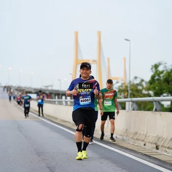 Runner Photo 9088818
