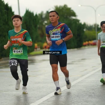 Runner Photo 9089534