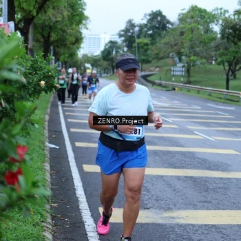 Runner Photo 9090530