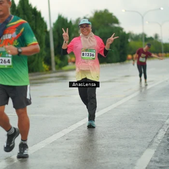 Runner Photo 9091959