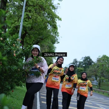 Runner Photo 9092606
