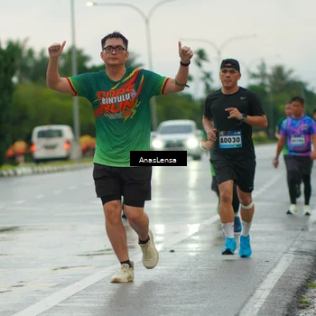 Runner Photo 9093237