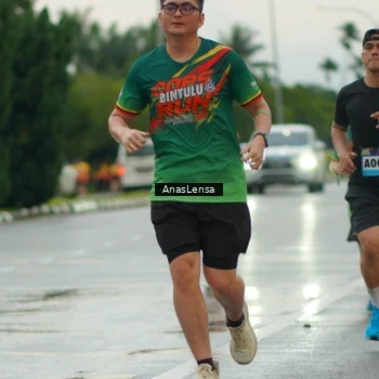 Runner Photo 9093388