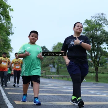 Runner Photo 9093443