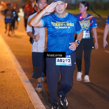 Runner Photo 9093707