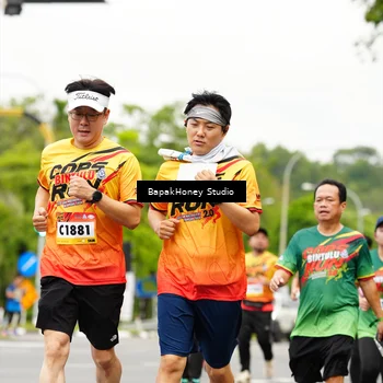 Runner Photo 9094993