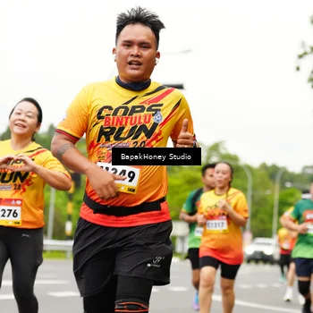 Runner Photo 9095062