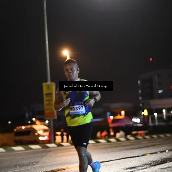 Runner Photo 9095065
