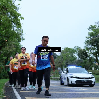 Runner Photo 9095125