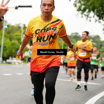 Runner Photo 9095126