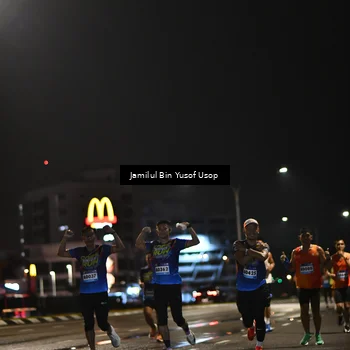 Runner Photo 9095517