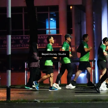 Runner Photo 9095893