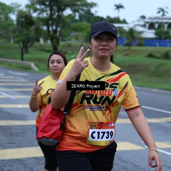 Runner Photo 9095936