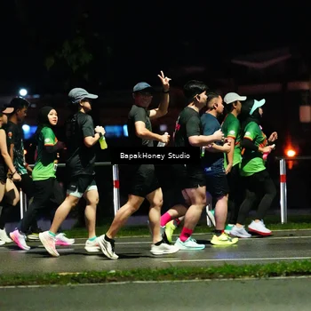 Runner Photo 9095938