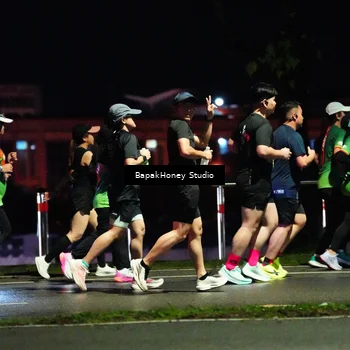 Runner Photo 9095941