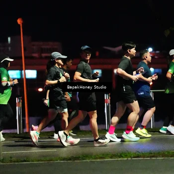 Runner Photo 9095966