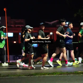 Runner Photo 9096021