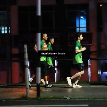 Runner Photo 9096023