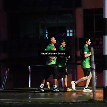 Runner Photo 9096063